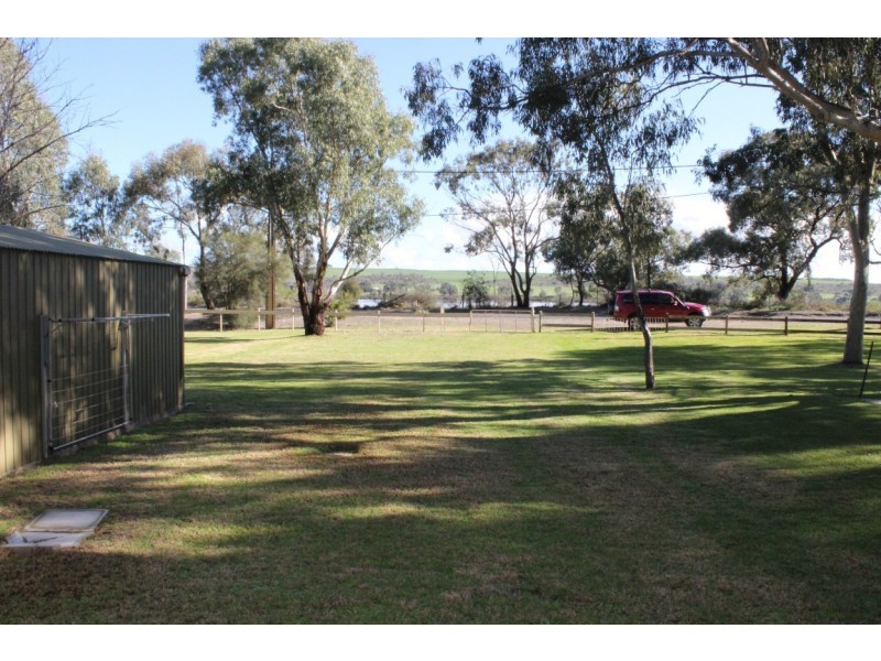 109 Rob Loxton Road, WALKER FLAT via, Mannum SA 5238