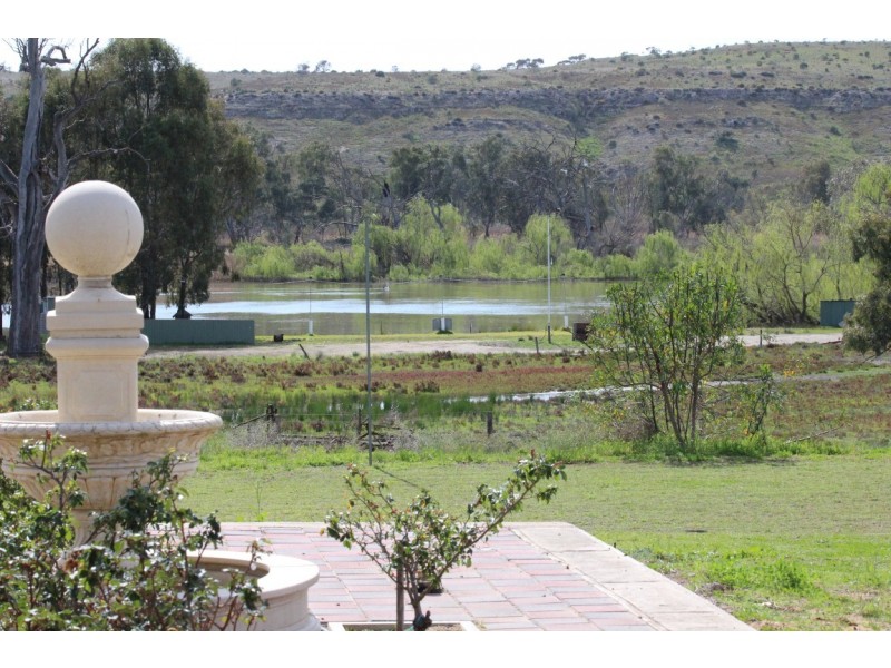 1348 East Front Road, YOUNGHUSBAND via, Mannum SA 5238