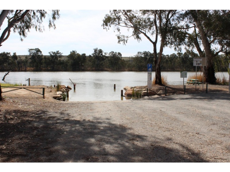 1348 East Front Road, YOUNGHUSBAND via, Mannum SA 5238