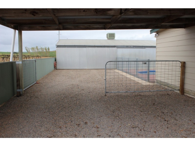 7503 Hunter Road, BOWHILL via, Mannum SA 5238
