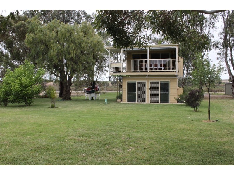 97 Providence Drive BOWHILL via, Mannum SA 5238