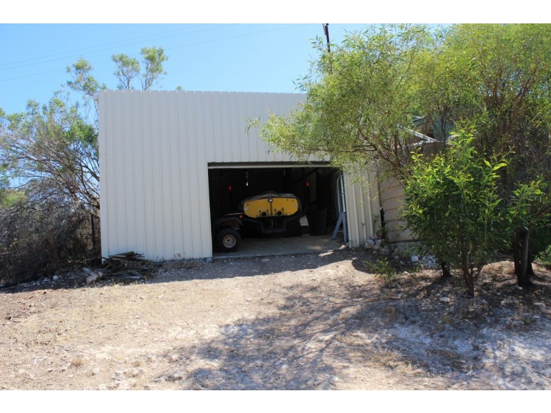 Shack F Howsens Shacks Road, PURNONG via, Mannum SA 5238