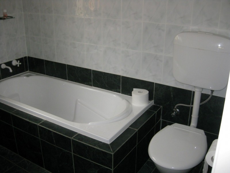 13 Adelaide Road, Palmer SA 5237