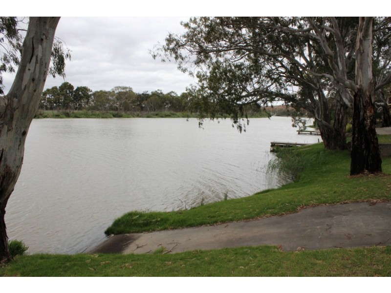 10 Greenbanks Drive, Greenbanks SA 5253