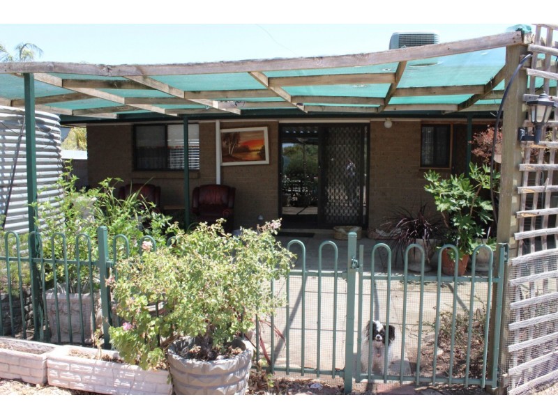 40 King George Street, Mannum SA 5238