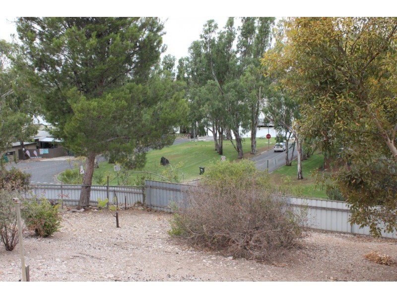 78 and 80 Cliff Street, Mannum SA 5238
