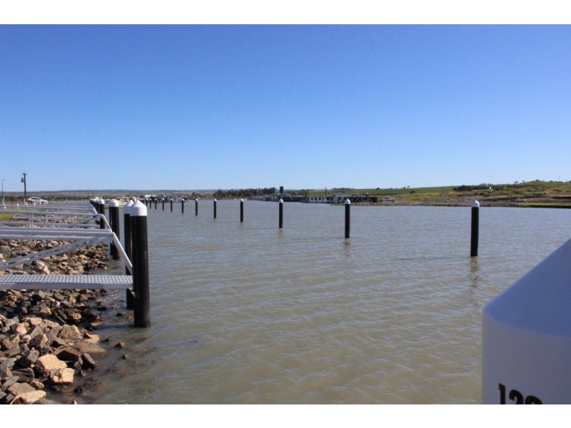 Berth No. 122 (Lot 126) Pelican Drive, Mannum Waters Marina, Mannum SA 5238