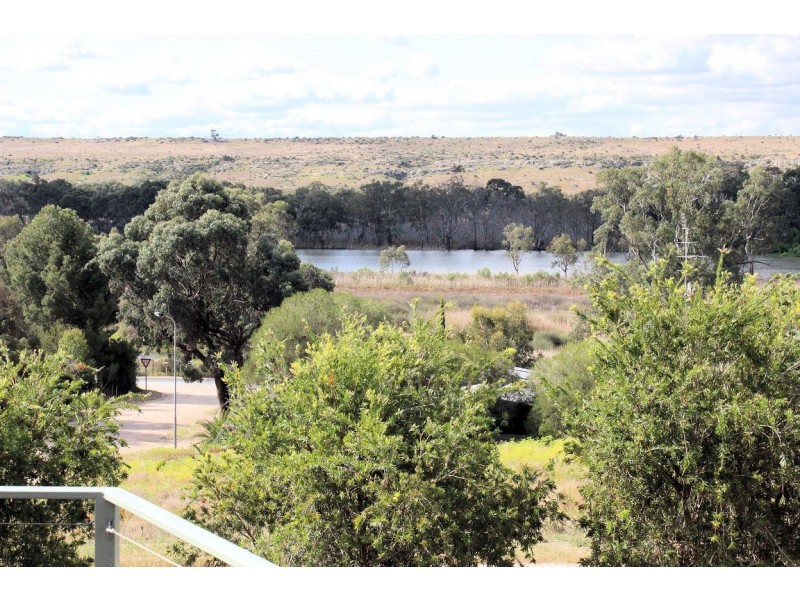 13/1 Tom Groggin Drive, YOUNGHUSBAND via, Mannum SA 5238