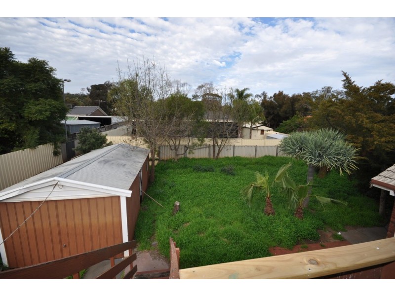 43 Hawker Crescent, Elizabeth East SA 5112
