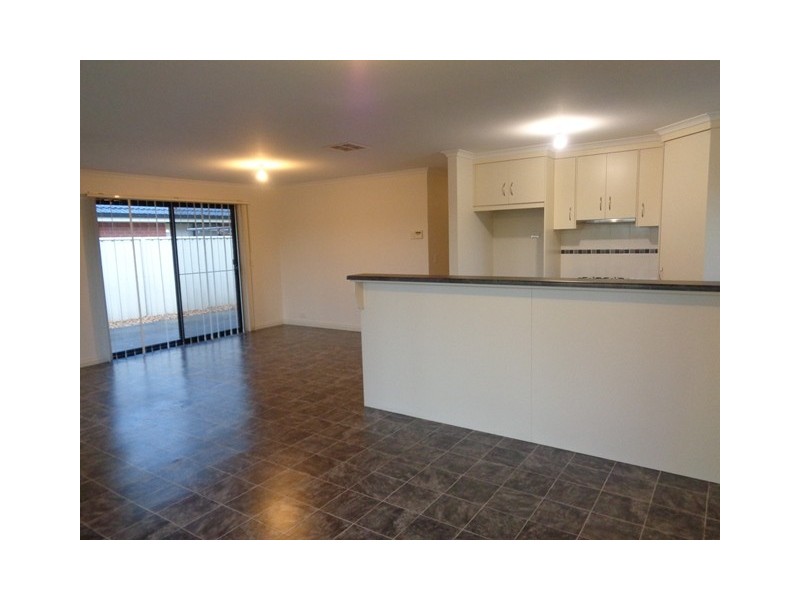 17 Napoleon Court, Paralowie SA 5108