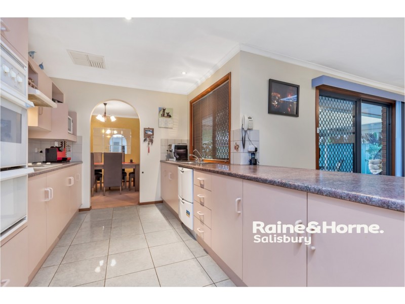 15 Carnation Court, Parafield Gardens SA 5107