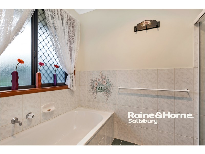 15 Carnation Court, Parafield Gardens SA 5107