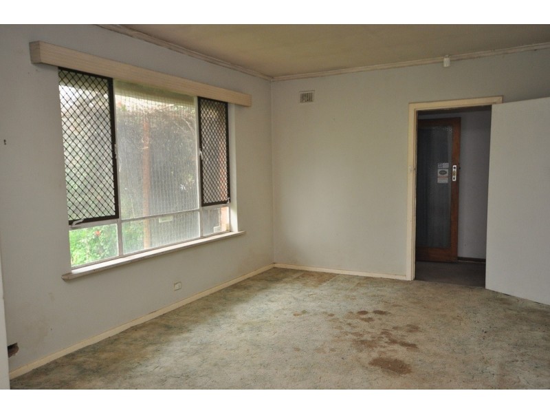 4 Robert Road, Hillbank SA 5112