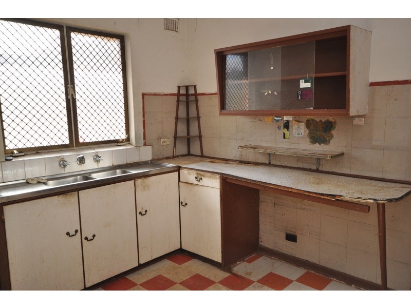 4 Robert Road, Hillbank SA 5112