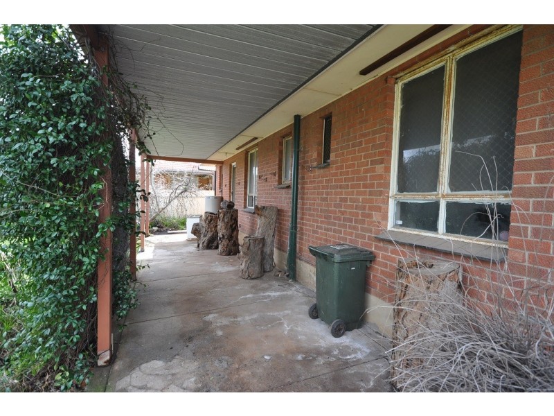 4 Robert Road, Hillbank SA 5112