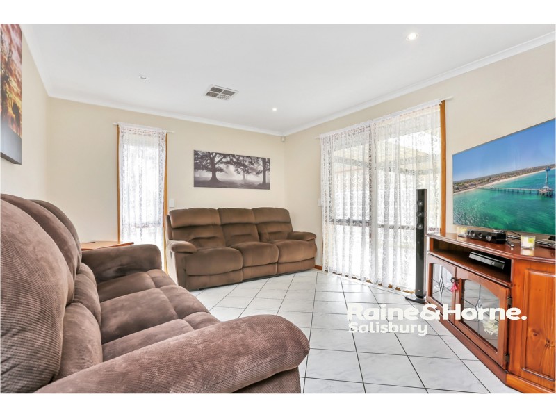 2 Venlo Court, Salisbury Downs SA 5108