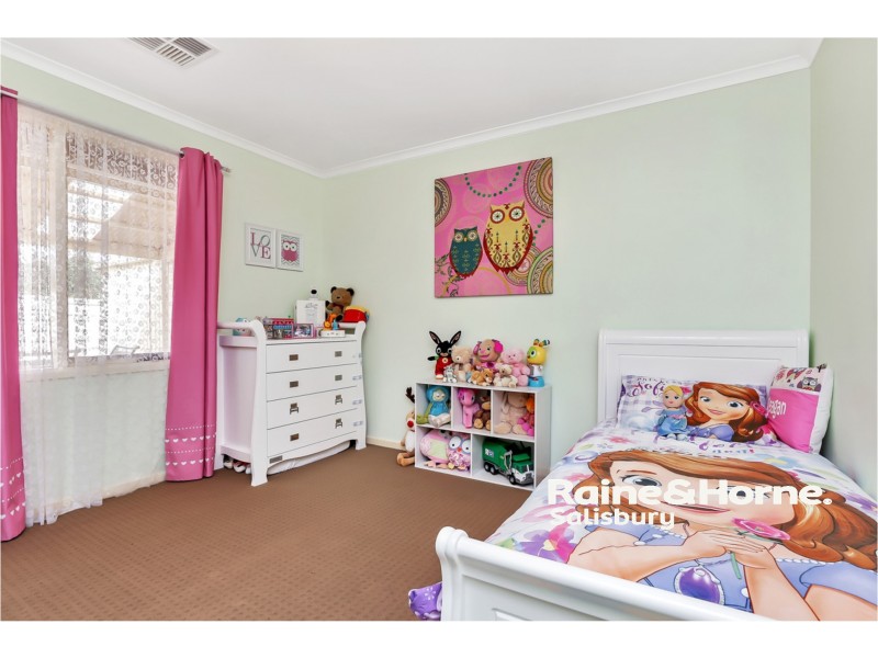 2 Venlo Court, Salisbury Downs SA 5108