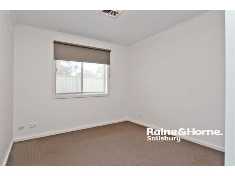 1/11 Blackburn Road, Elizabeth East SA 5112