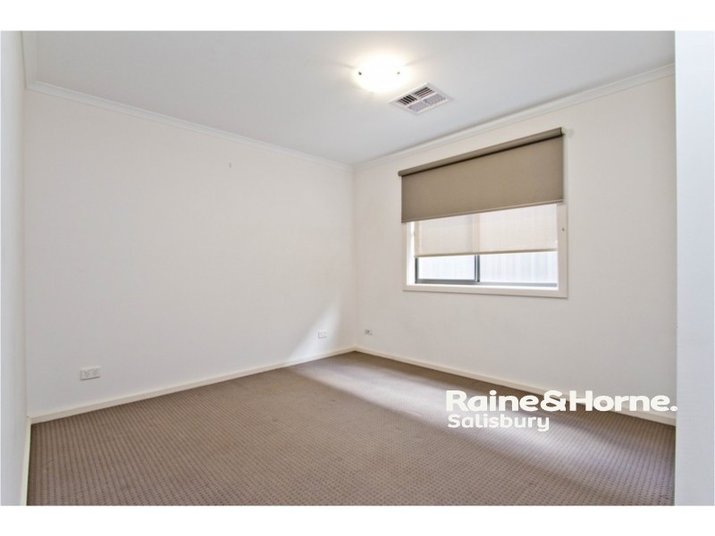 1/11 Blackburn Road, Elizabeth East SA 5112