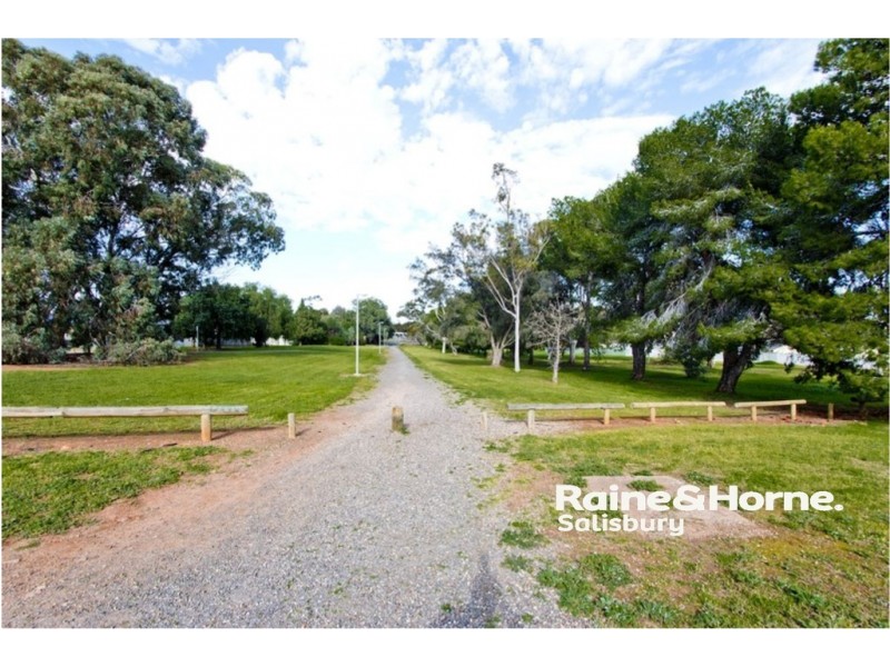 1/11 Blackburn Road, Elizabeth East SA 5112