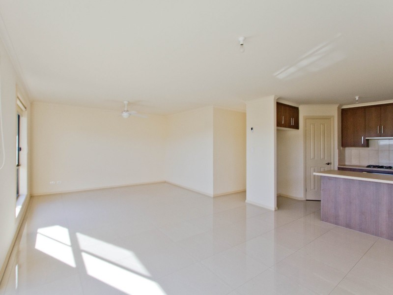 7 Scarlet Avenue, Munno Para SA 5115