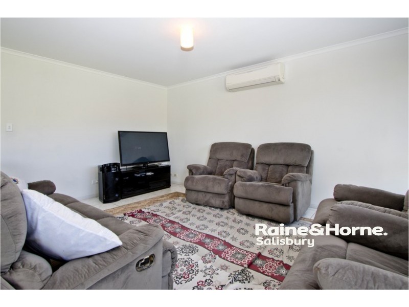 5 Vitorio Road, Munno Para West SA 5115
