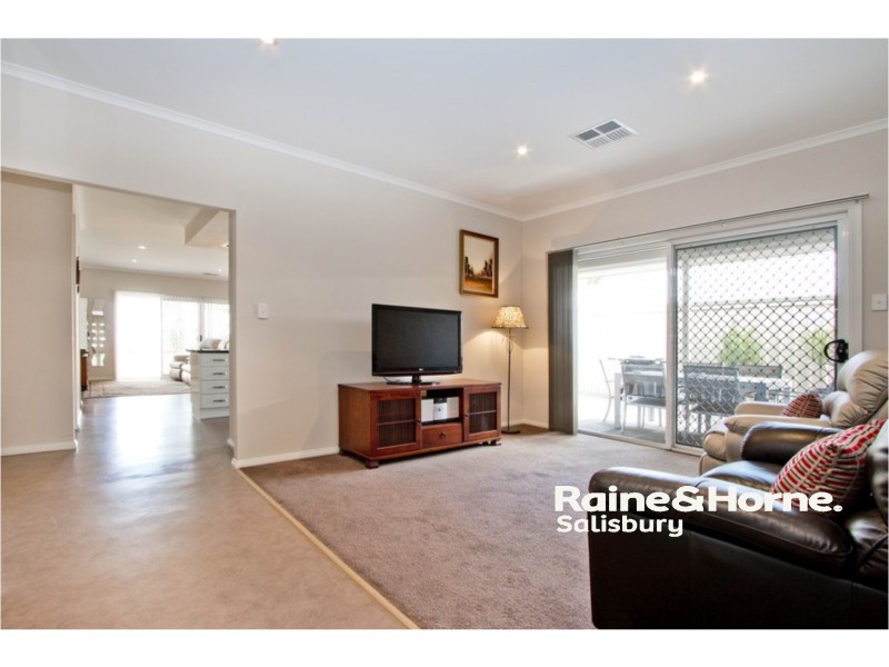 11 Maria Street, Salisbury Downs SA 5108