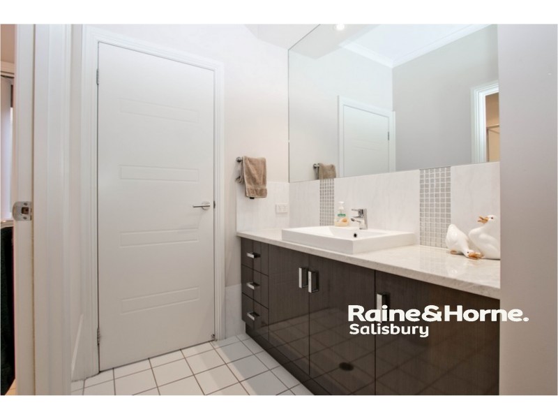 11 Maria Street, Salisbury Downs SA 5108