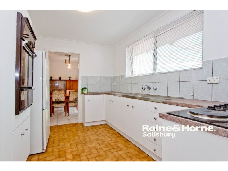 1 Carlingford Drive, Salisbury Park SA 5109
