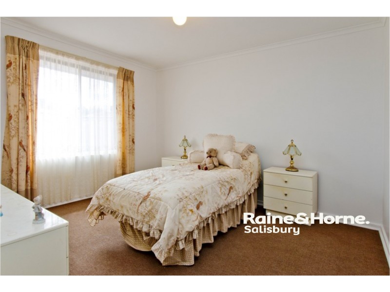 1 Carlingford Drive, Salisbury Park SA 5109