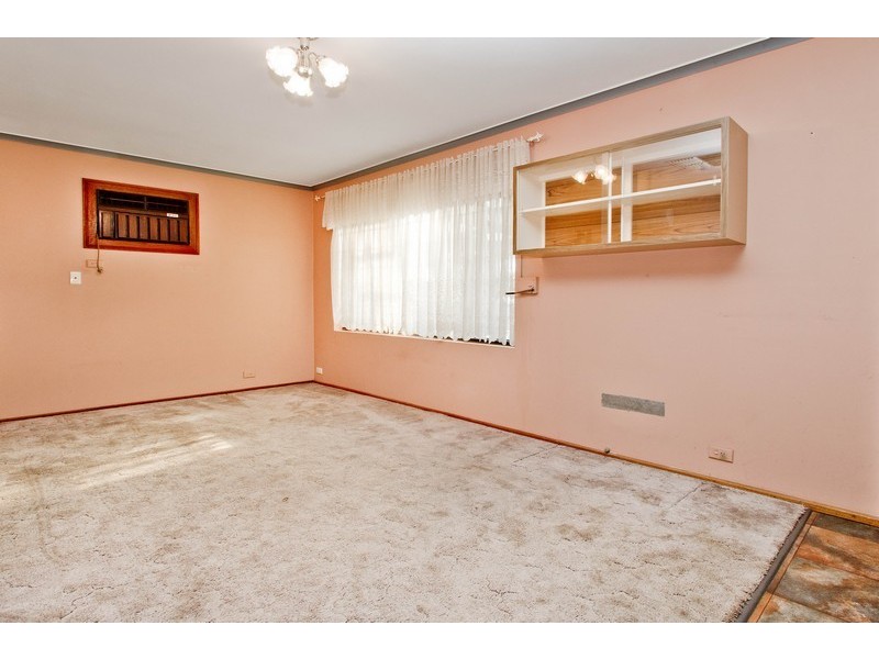 412 Whites Rd, Parafield Gardens SA 5107