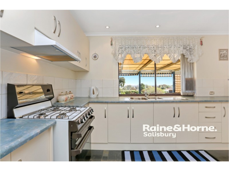 32 Christine Avenue, Hillbank SA 5112