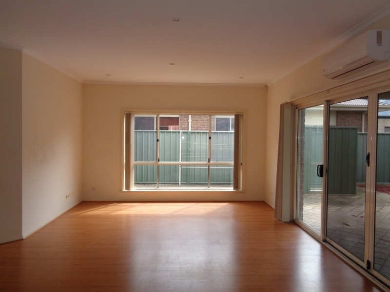 15 Maple Circuit, Mawson Lakes SA 5095