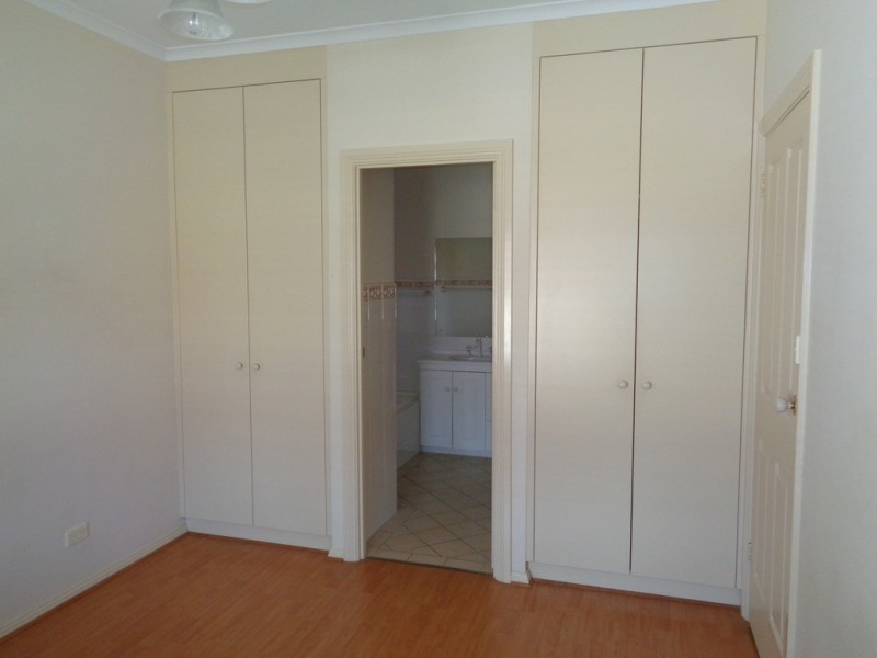 15 Maple Circuit, Mawson Lakes SA 5095