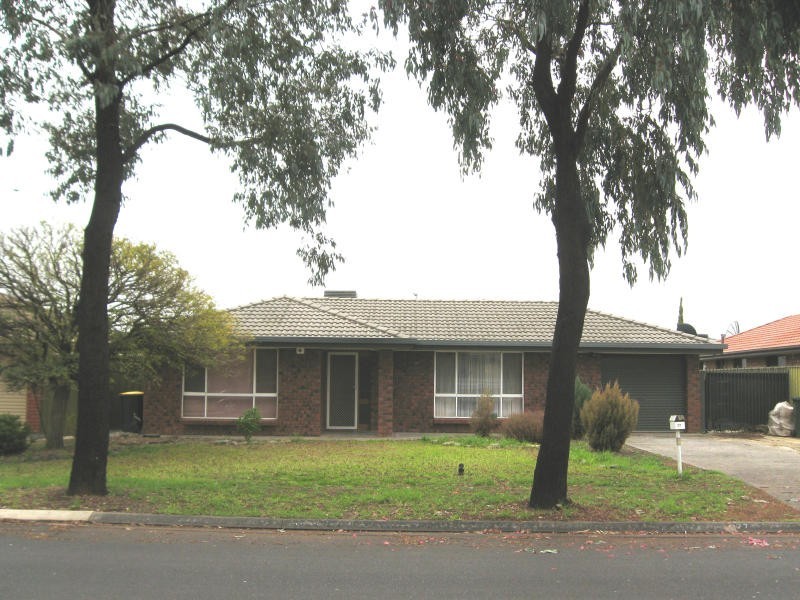 77 Magdalena Crescent, Paralowie SA 5108