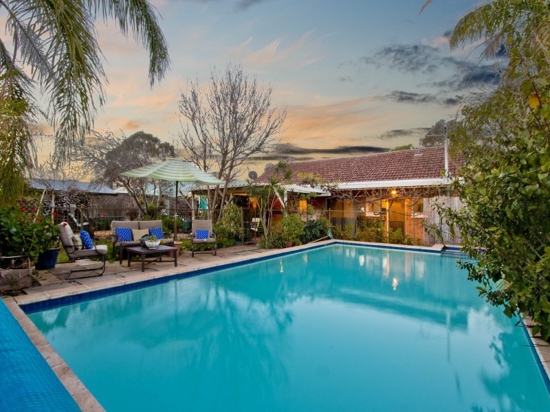 18 Hibiscus Street, Elizabeth Vale SA 5112