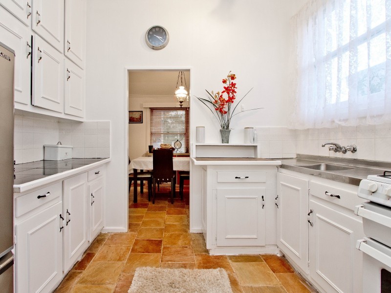 18 Hibiscus Street, Elizabeth Vale SA 5112