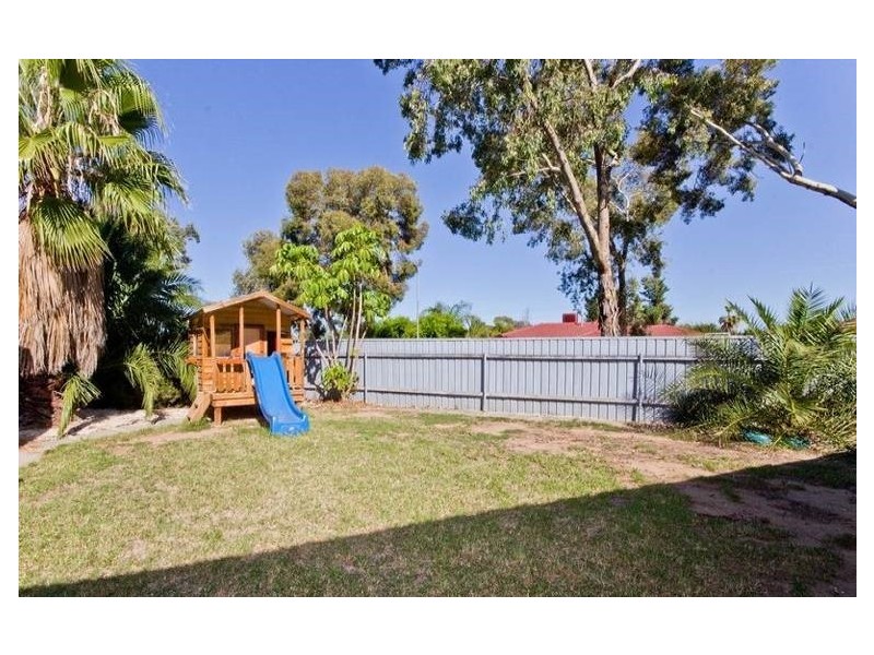 1 Chard Court, Parafield Gardens SA 5107