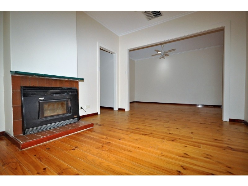 20 Rushall Crescent, Elizabeth Vale SA 5112