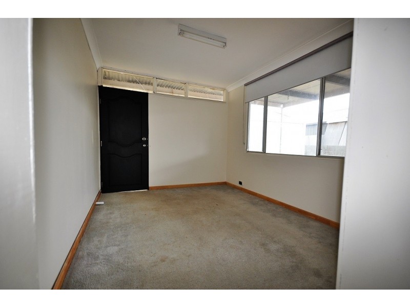 20 Rushall Crescent, Elizabeth Vale SA 5112