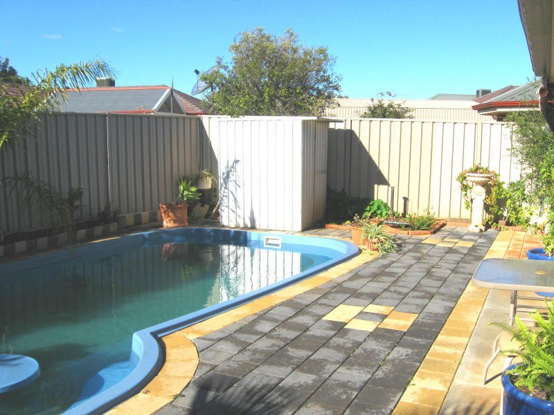 42 Parkway Circuit, Parafield Gardens SA 5107