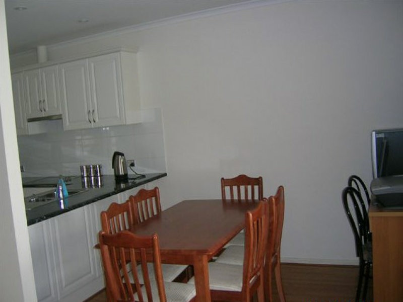 4 Redford Crt, Paralowie SA 5108