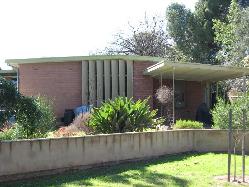 14 Nukuna Court, Para Hills SA 5096