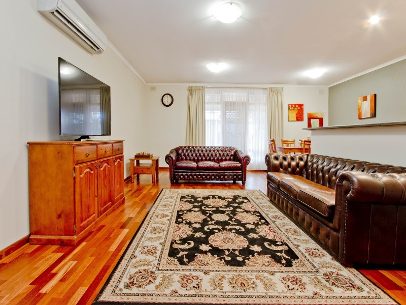 9 Vale Avenue, Valley View SA 5093