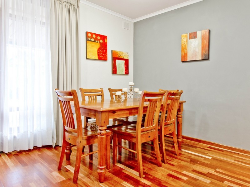 9 Vale Avenue, Valley View SA 5093