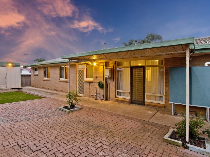 9 Vale Avenue, Valley View SA 5093