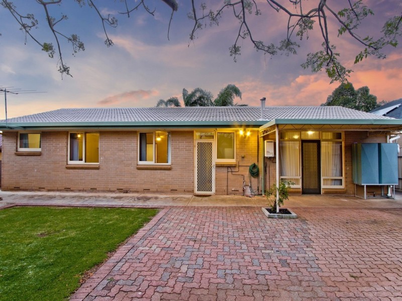 9 Vale Avenue, Valley View SA 5093