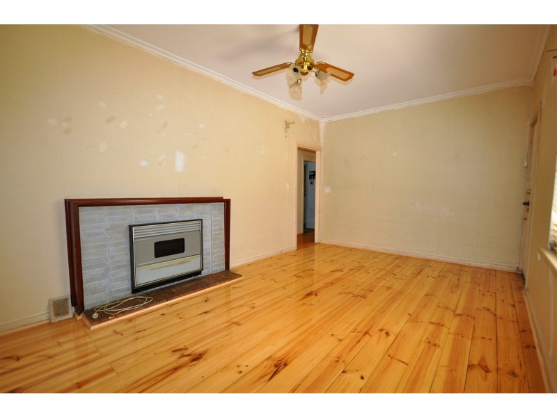 6 Waldron Street, Elizabeth East SA 5112