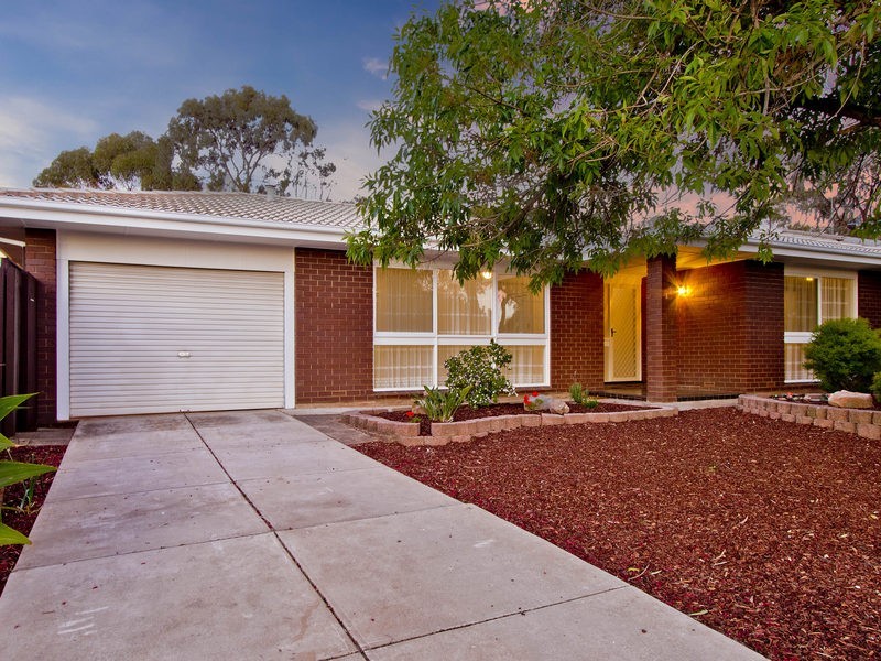 12 Nagle Avenue, Gulfview Heights SA 5096