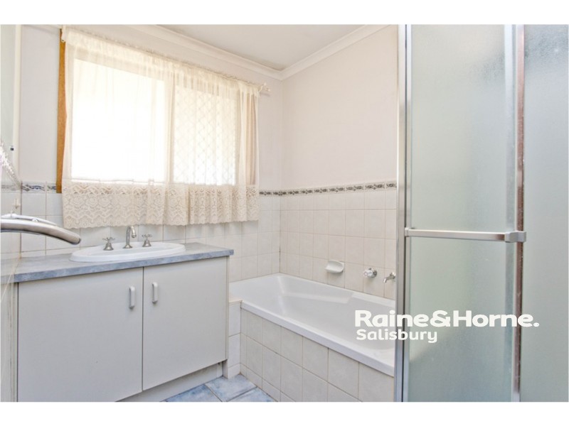 2 Mcinnis Avenue, Burton SA 5110